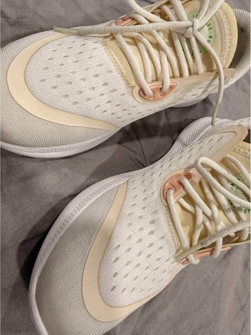 Nike Joyride Dual Run Sail Sneaker Women's size 7.5
